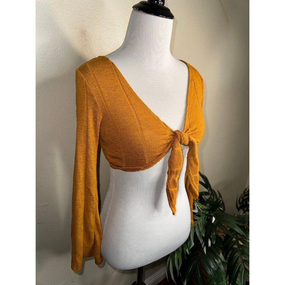 Fashion nova crop top long sleeve
